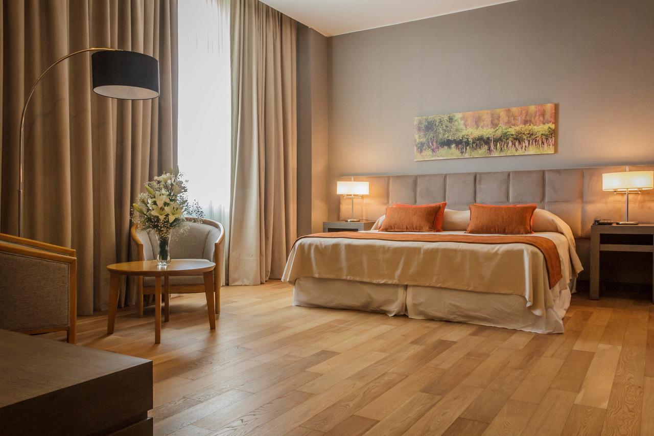 Marale Wines Hotel Boutique Villa Media Agua 外观 照片